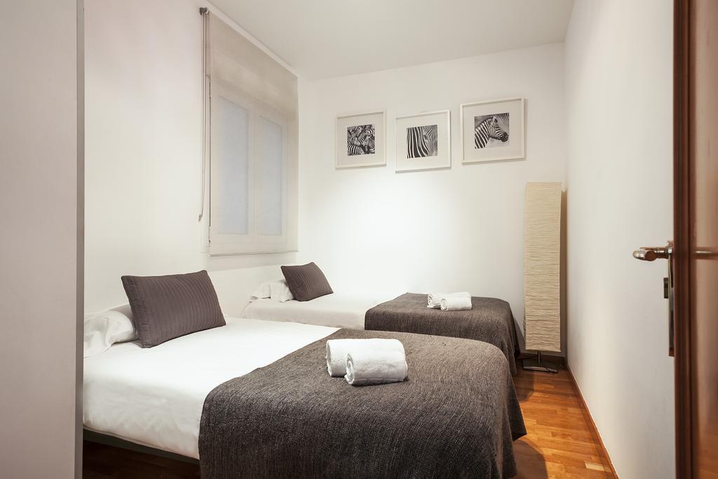 Canela Homes Barcelona Universitat Habitación foto